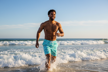 Beach Look 7 – Into the Waves