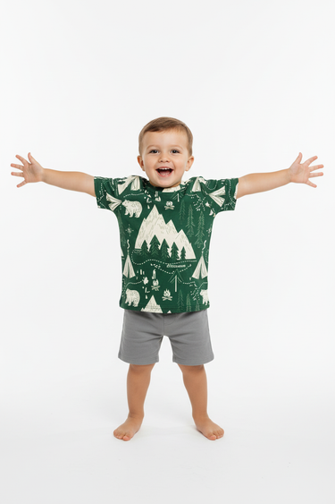 Boy 2 Arms Out