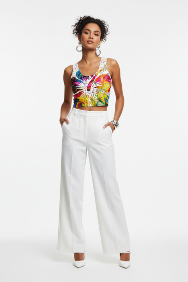 Date Look 3 - Chic with white wide-leg trousers