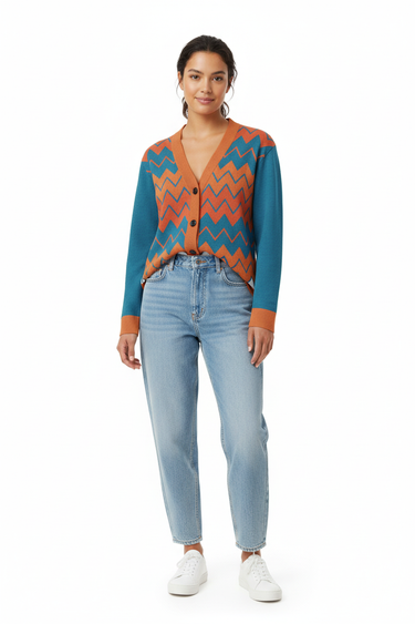 Female model - buttoned cardigan