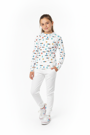 Girl Athleisure Look