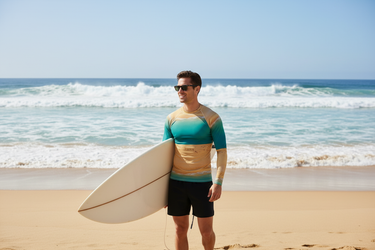 Look 3 – Surfboard on Shore