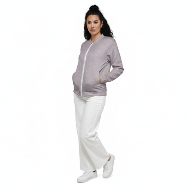 Minimalist Casual Look