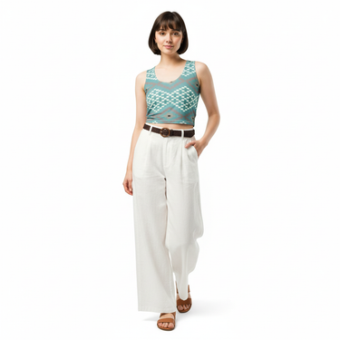 Radiant Vibes Crop Top with Linen Pants - Latina Model