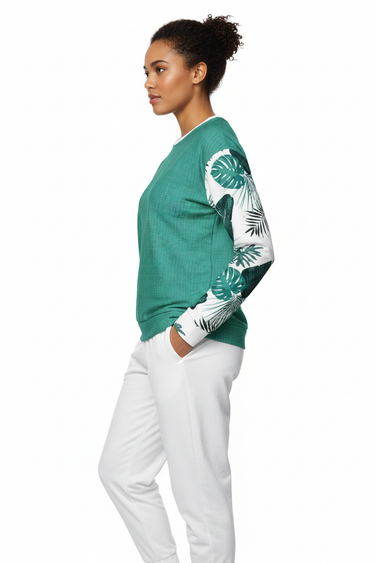 Sweatshirt with White Joggers Side
