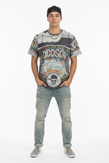 Young skater front with hands in pockets