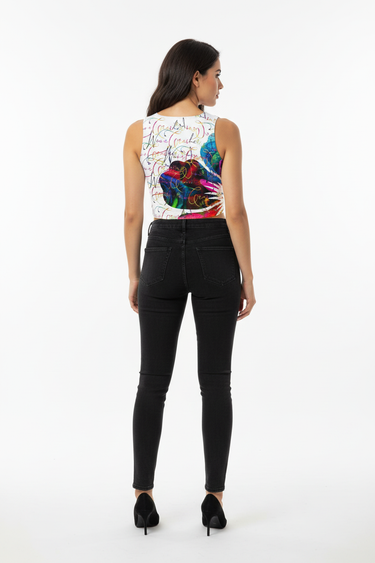 Back view 1 - With black jeans