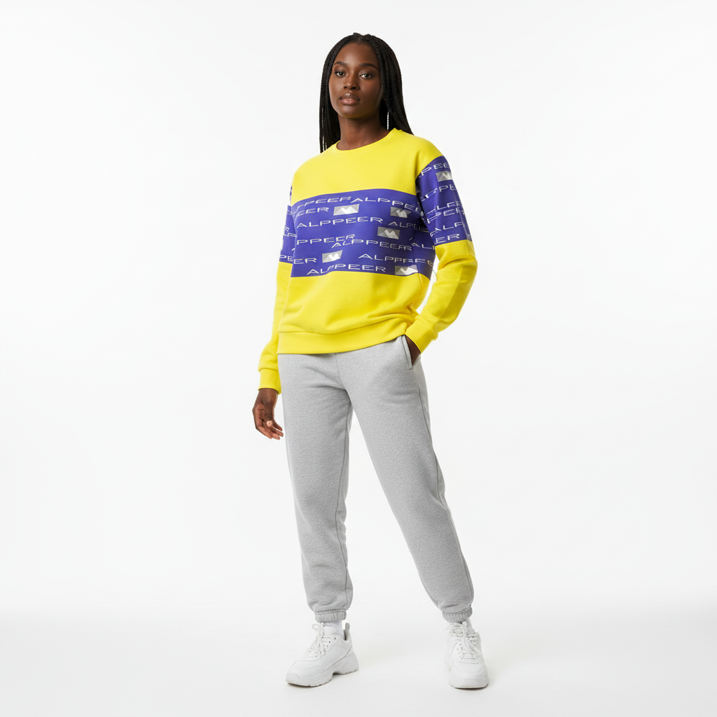 Black female model ALPPEER white background