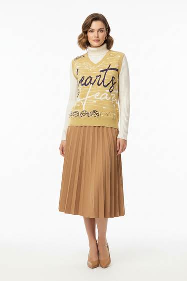Classy Look - Timeless Elegance