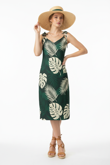 Garden party look