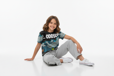 Girl sitting pose