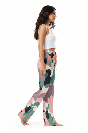Camo-print pajama pants - side profile