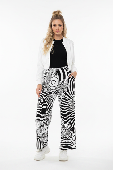 Look 4 – Blonde Model, Black Top + White Jacket