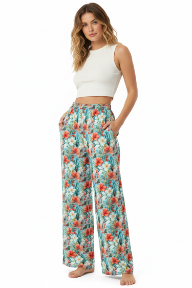 Look 4 - Front view with hands in pockets
