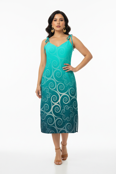 Look 5 - Latina Woman Front