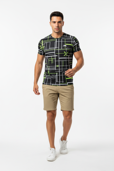 Look 6 - Casual summer with khaki shorts