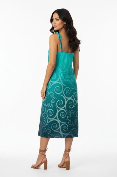 Look 6 - Latina Woman Back