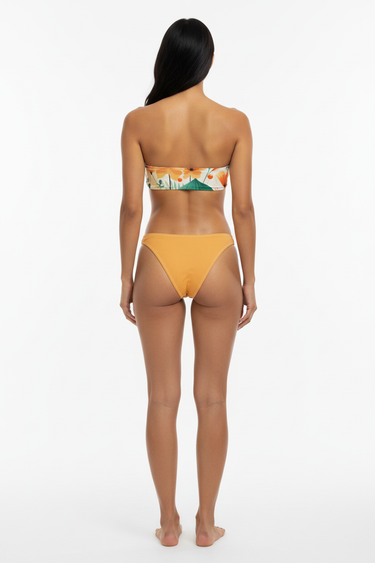 Look 8 Back