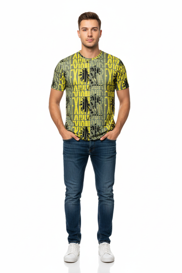 Look 8 – Dark Jeans
