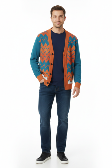 Male model - candid buttoned styling