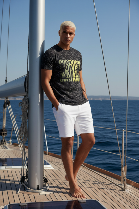 Sailboat Editorial Look 2 – Mast