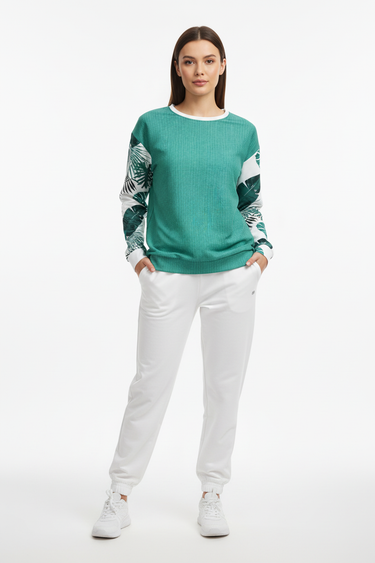 Sweatshirt with White Joggers Front